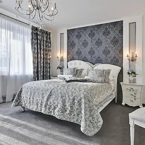 Wellness & Boutique Pod Lipkami Hotel Prag